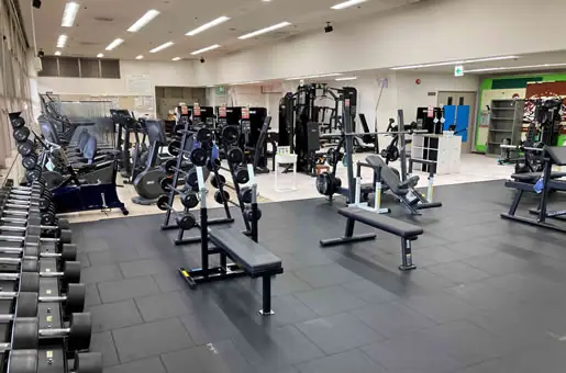 名古屋市枇杷島スポーツセンター トレーニング室