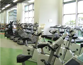 福岡県立スポーツ科学情報センター（アクシオン福岡） トレーニング室