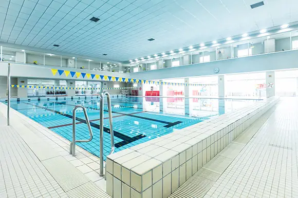 アブロス日新温水プール 2階トレーニング室