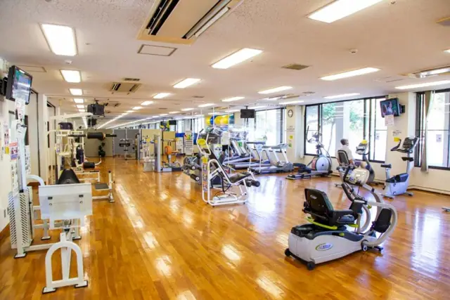 しあわせの村 温泉健康センター トレーニングジム