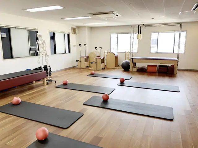 zen place pilates 塚口