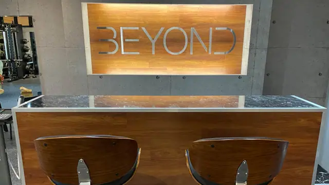 BEYOND 上大岡店