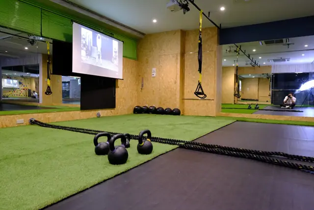 GYM FIELD横浜白楽スタジオ