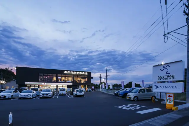エニタイムフィットネス 宮崎古城店