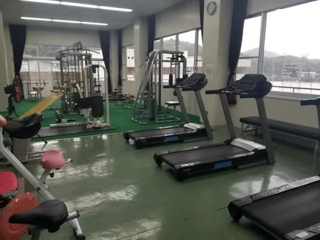 鹿町体育館 トレーニングルーム