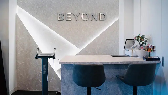BEYOND 四谷三丁目新宿御苑店