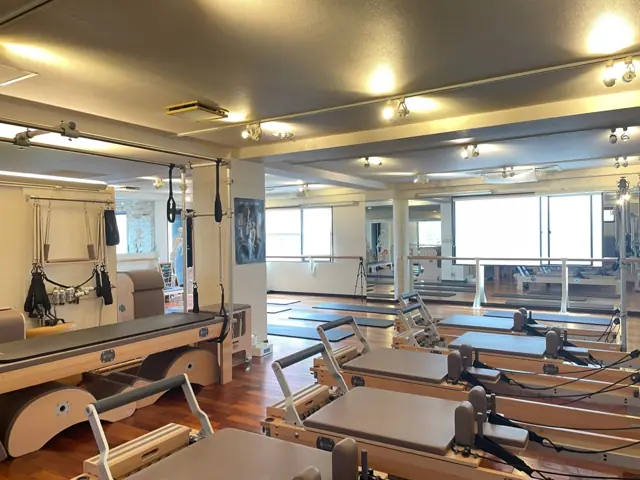 zen place pilates 用賀