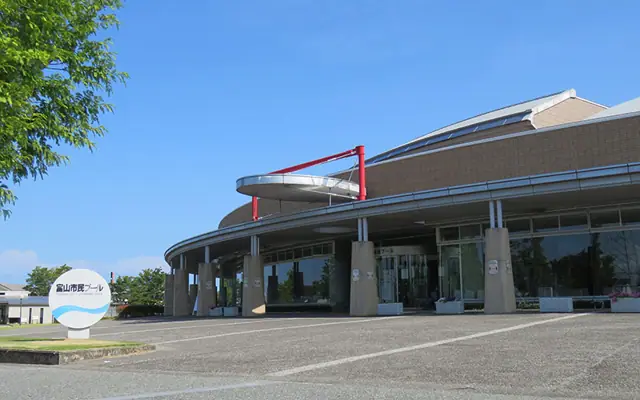 富山市民プール フィットネスルーム